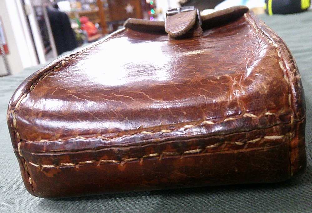 Vintage Leather 8x4x2 Pouch with strap-img-3