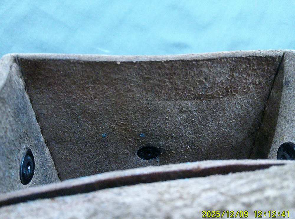Vintage Leather 8x4x2 Pouch with strap-img-9