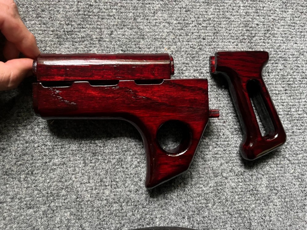 Custom M70 Thumbhole Slot Vented Hand Guard Set + Skeletonized Pistol Grip-img-2