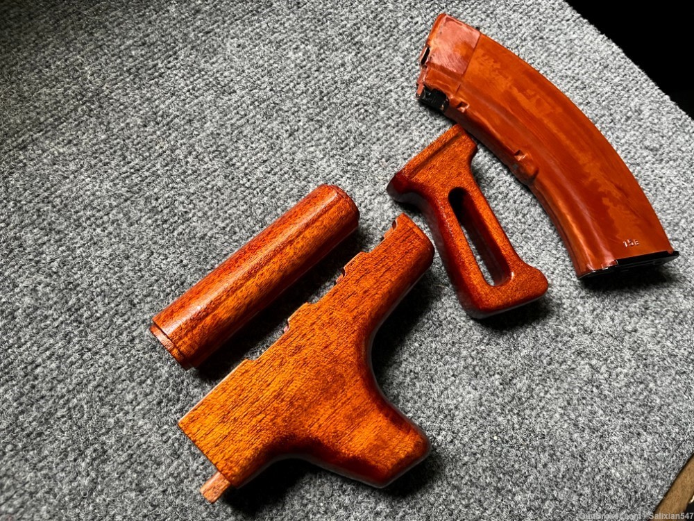 Custom M70 Rear Fin Hand Guard Set With Matching Skeletonized Pistol Grip-img-6
