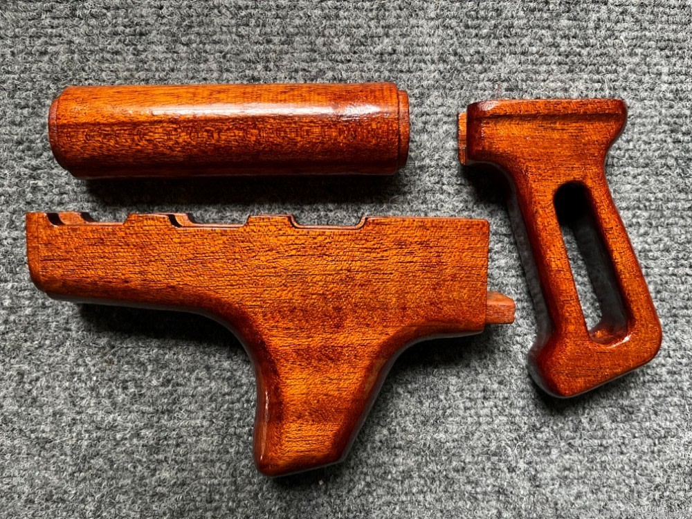 Custom M70 Rear Fin Hand Guard Set With Matching Skeletonized Pistol Grip-img-8