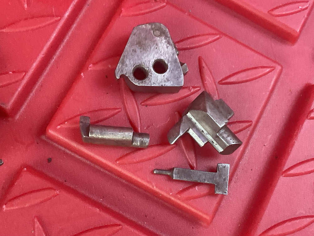 Dominican SAN CRISTOBAL 30 Cal Carbine Type 2 Magazine Parts Kit Full Auto-img-4