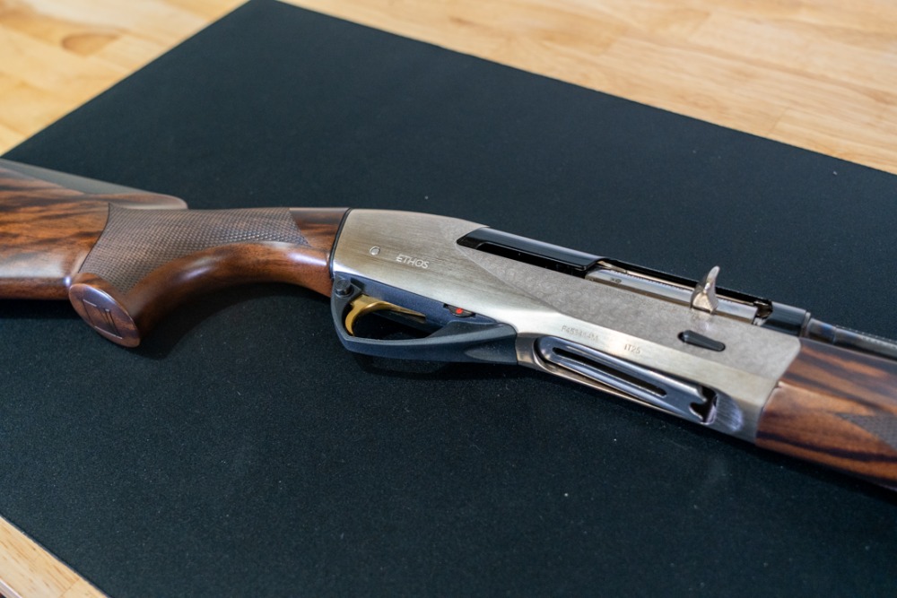 Benelli Ethos Field 12ga 28 Walnut 10462 NO CC FEE free case + gifts-img-6