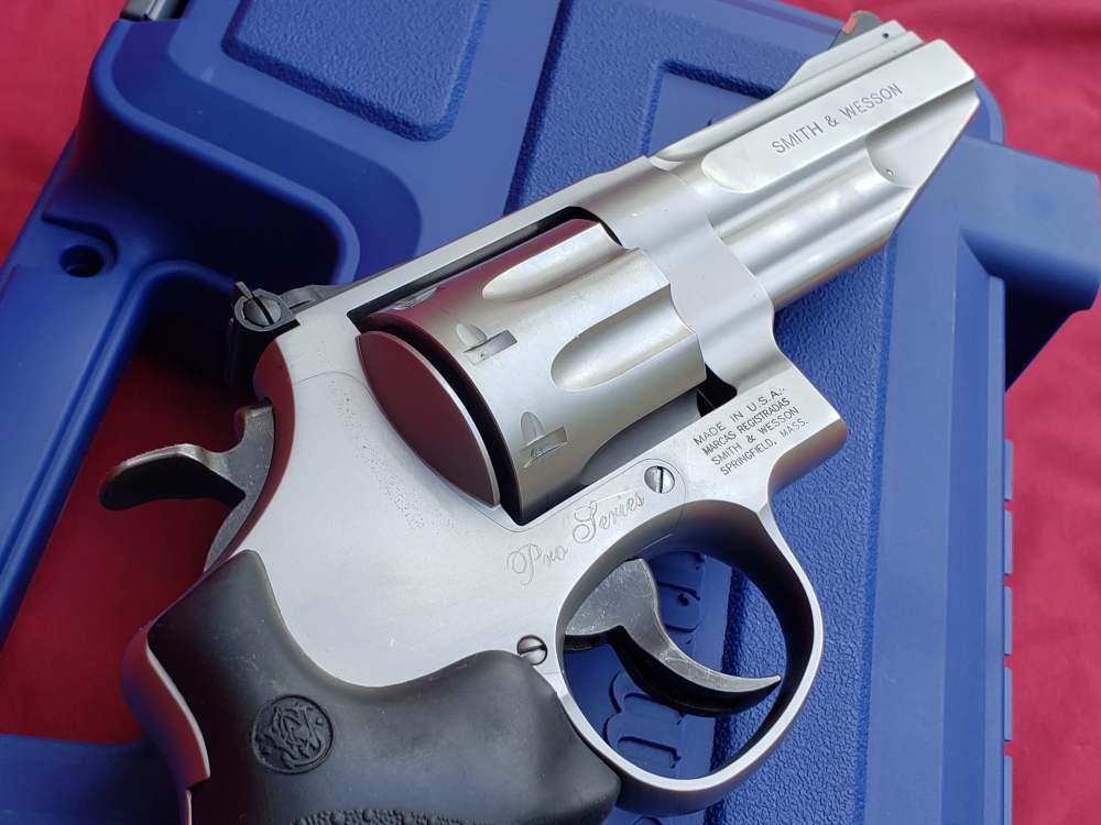 Smith & Wesson 627-5 Pro Series 4" bbl - Excellent - w/Box-img-39
