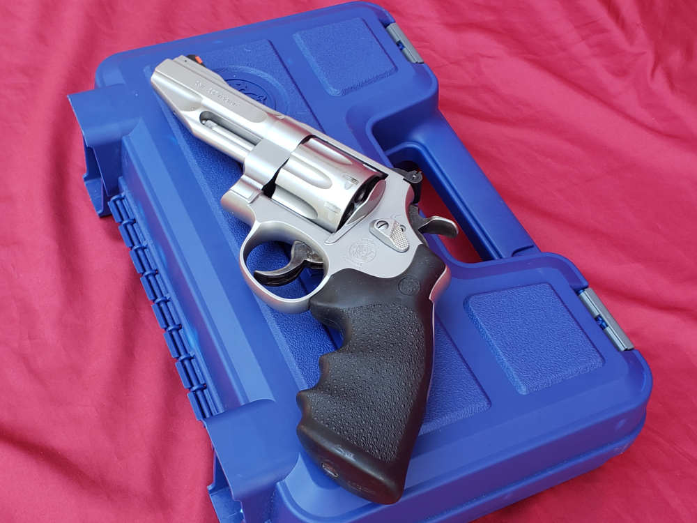 Smith & Wesson 627-5 Pro Series 4" bbl - Excellent - w/Box-img-40