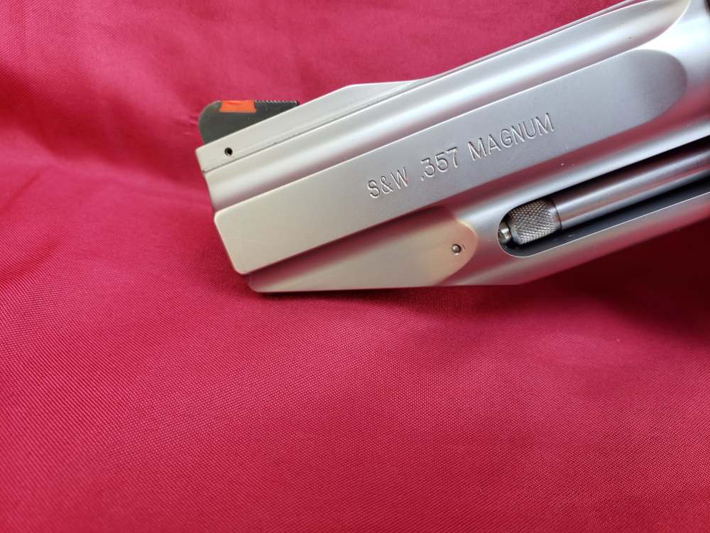 Smith & Wesson 627-5 Pro Series 4" bbl - Excellent - w/Box-img-11