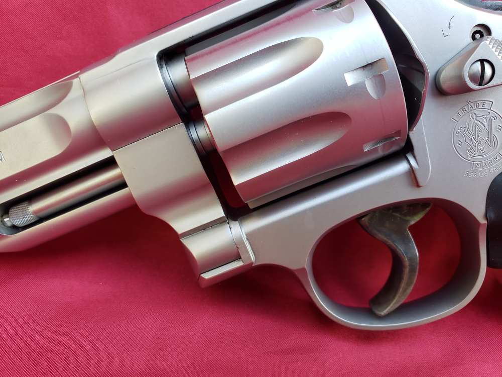Smith & Wesson 627-5 Pro Series 4" bbl - Excellent - w/Box-img-9