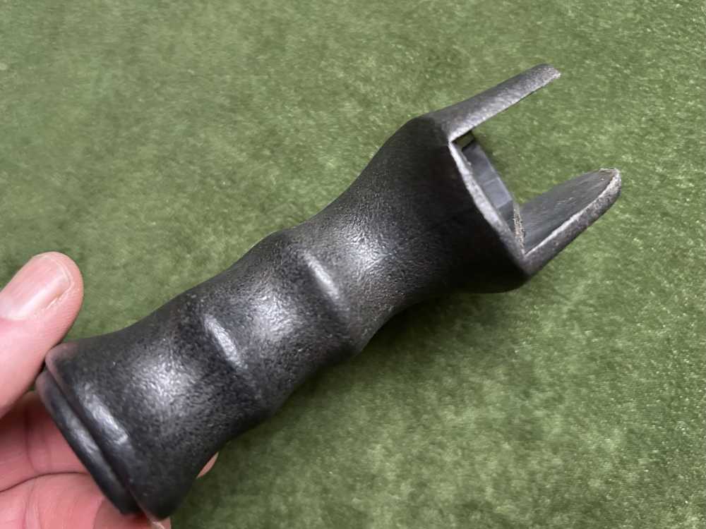 Thompson Center Contender Black Synthetic/Rubber Grip w/ Bolt, OEM T/C!-img-3