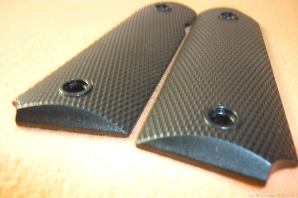 Colt 1911 Grip full size Panels Black  -img-3