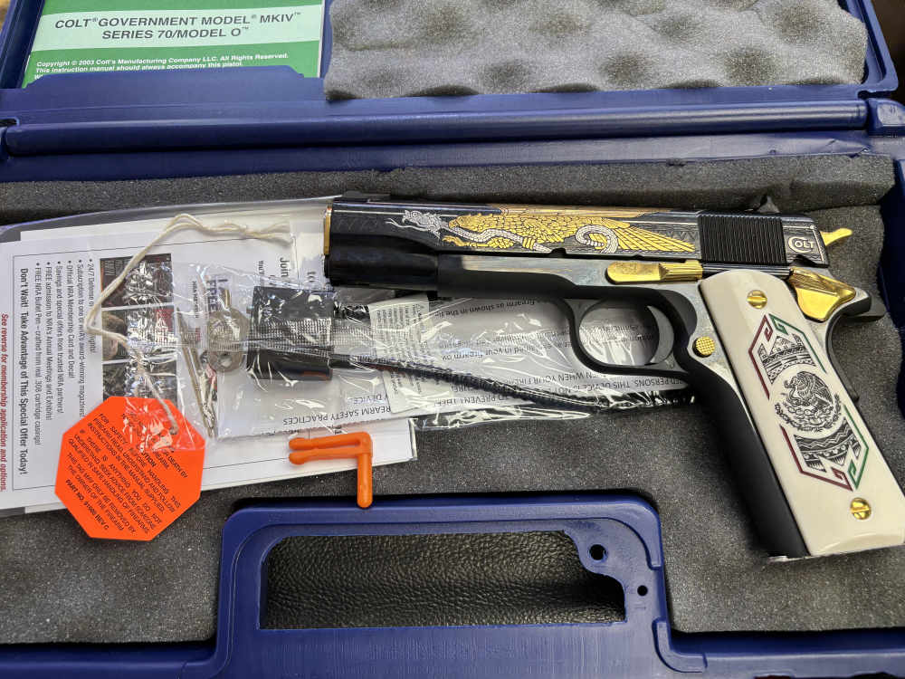 NIB COLT GOVERNMENT SERIES 70 BANDERA DE MEXICO 38 SUPER. NO RESERVE -img-0