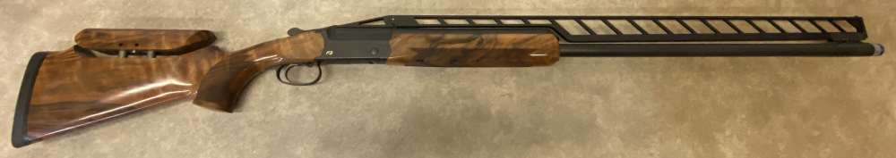 Blaser F3 Trap Combo 12 GA 34" and 32" BBL Grade 6 Wood with factory case.-img-15