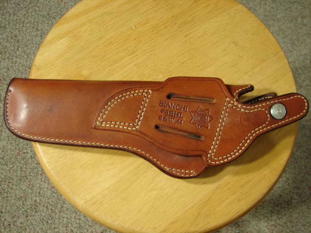 S&W N FRAME MODEL 29 HOLSTER BY BIANCHI FITS UP TO 6 1/2" BARREL RT HAND -img-1