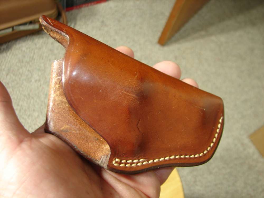 S&W J FRAME HOLSTER BY BIANCHI RT HAND UP TO 2" CENTENIAL AND BODY GUARD-img-6