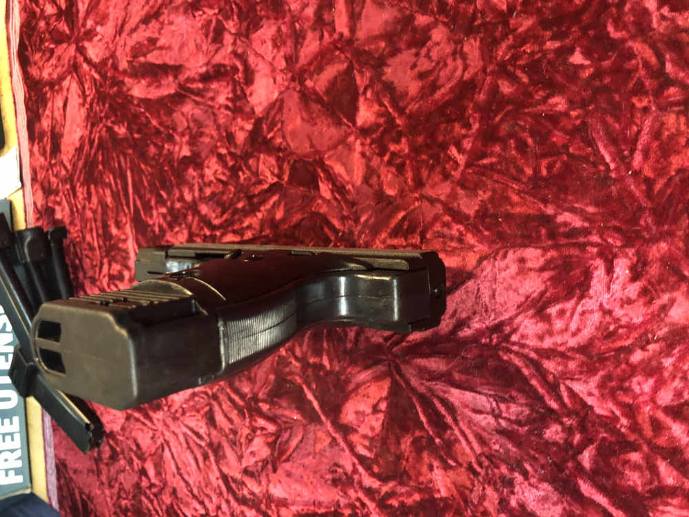 Hi Point CF380 380 ACP Pistol with 1 8Rd and 4 10Rd Magazines-img-3
