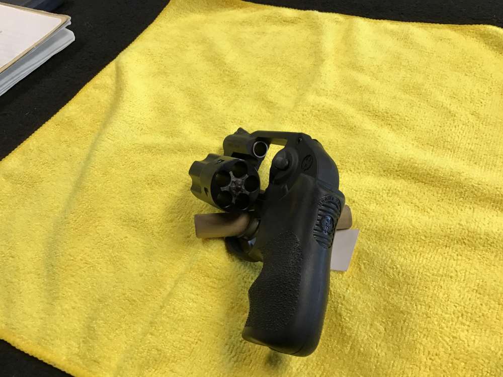 Ruger LCR-img-2