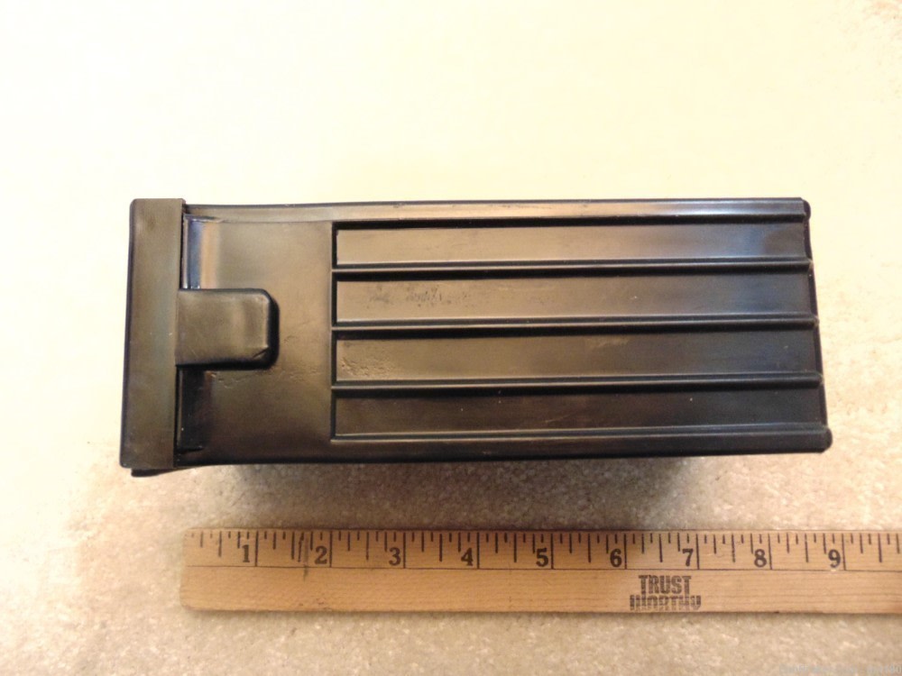 STONER 63 63A AMMO BOX ORIGINAL CADILLAC GAGE-img-2