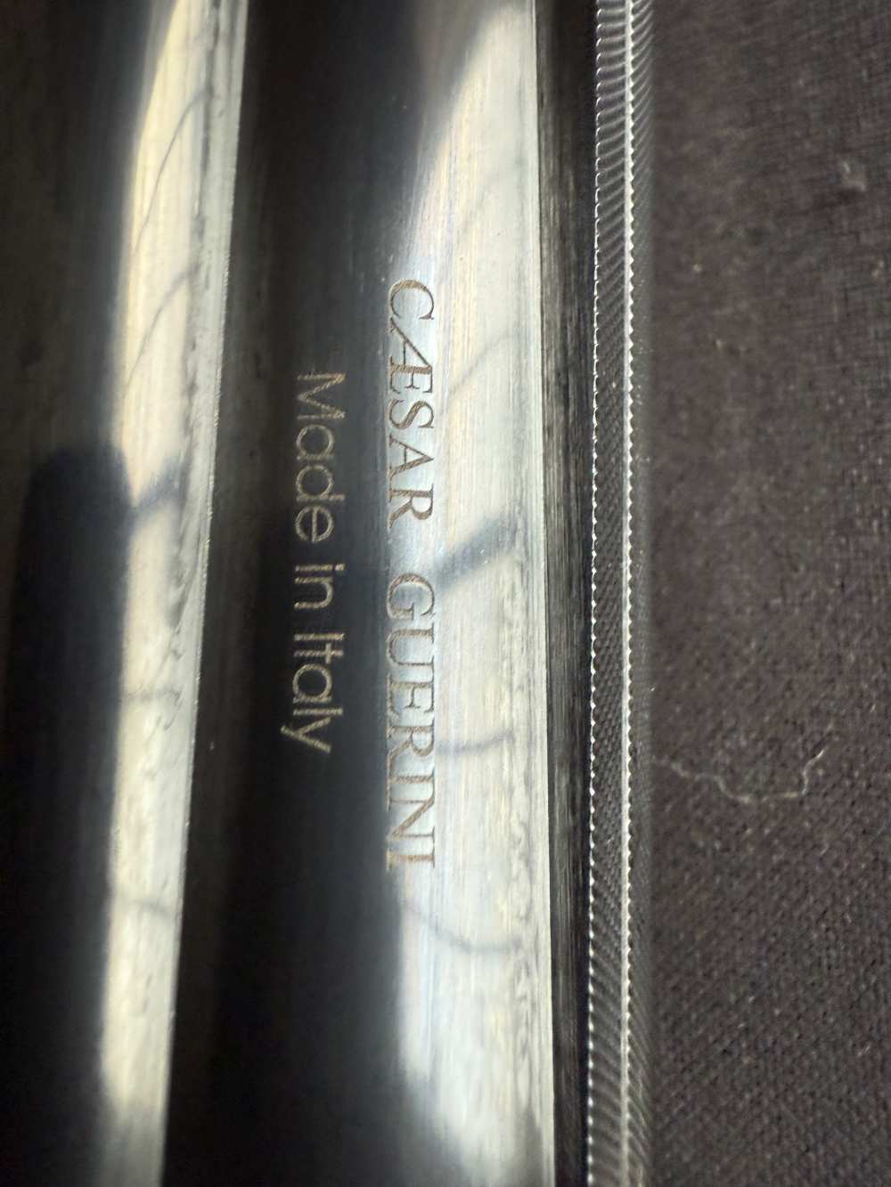 Caesar Guerini Invictus V O/U Shotgun 12 GA  31 13/16" Barrel-img-2