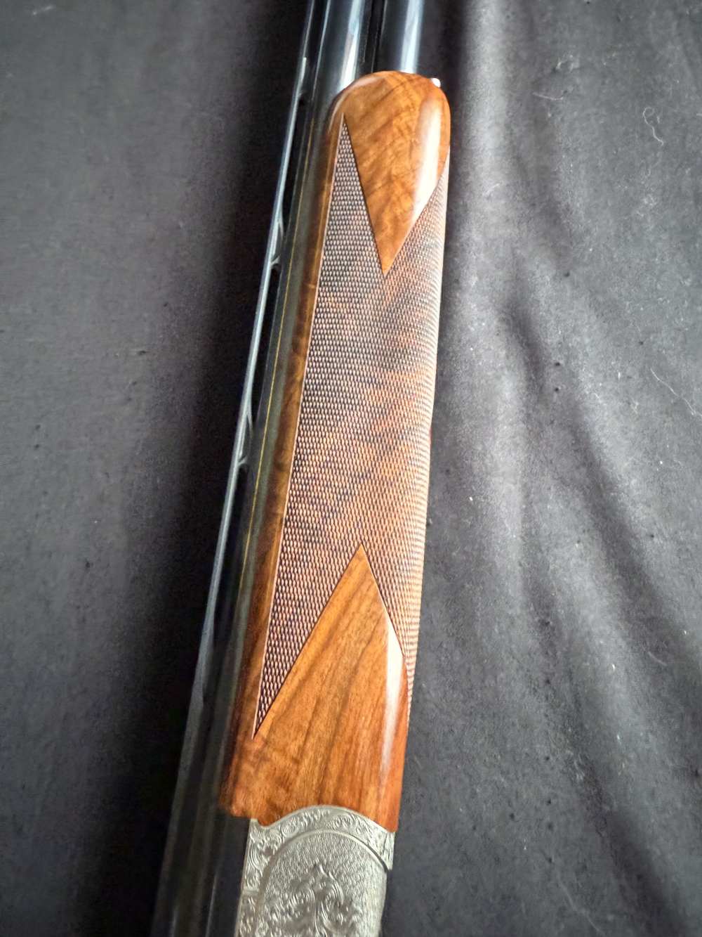Caesar Guerini Invictus V O/U Shotgun 12 GA  31 13/16" Barrel-img-47