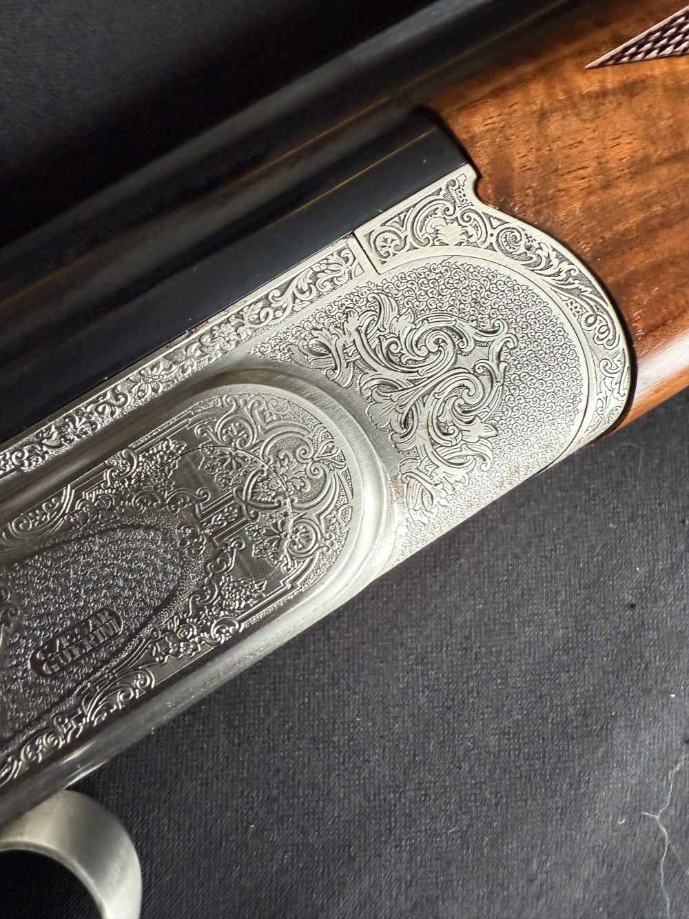 Caesar Guerini Invictus V O/U Shotgun 12 GA  31 13/16" Barrel-img-50