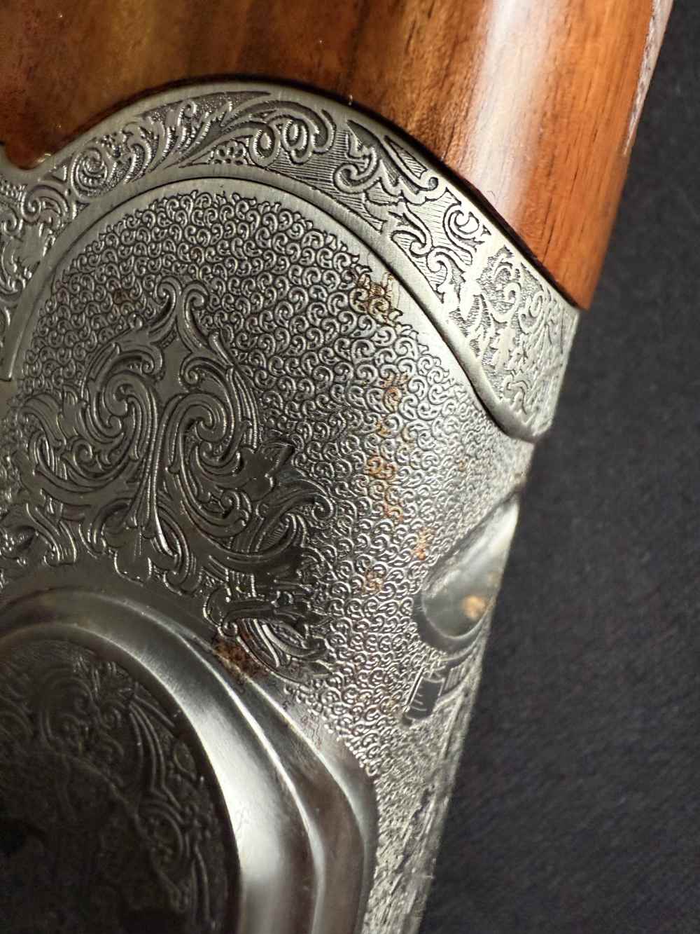 Caesar Guerini Invictus V O/U Shotgun 12 GA  31 13/16" Barrel-img-48