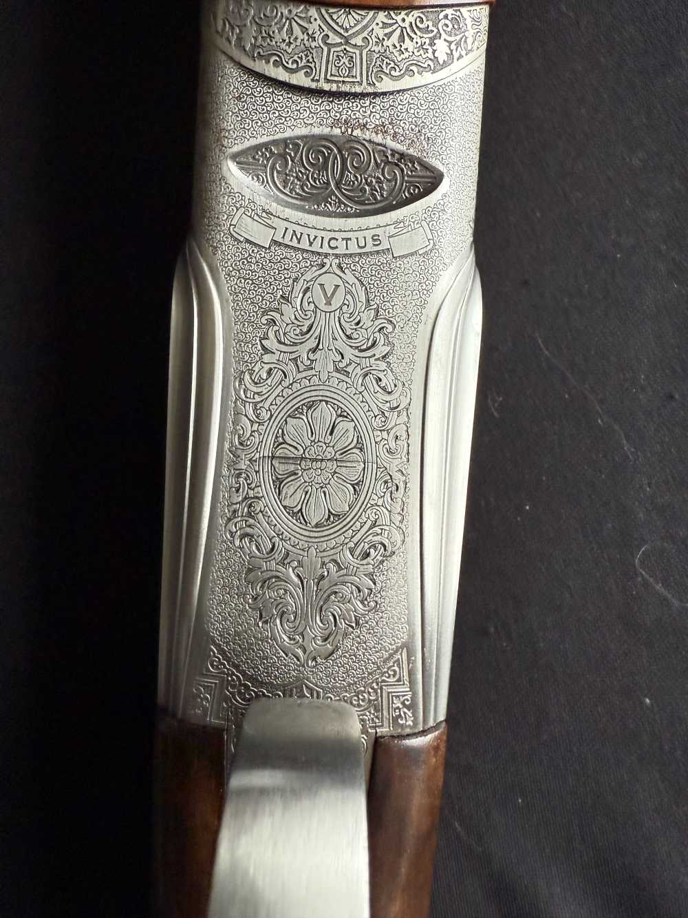 Caesar Guerini Invictus V O/U Shotgun 12 GA  31 13/16" Barrel-img-57