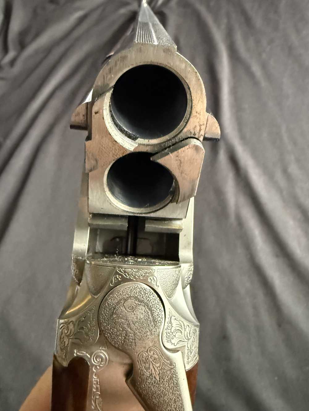 Caesar Guerini Invictus V O/U Shotgun 12 GA  31 13/16" Barrel-img-40