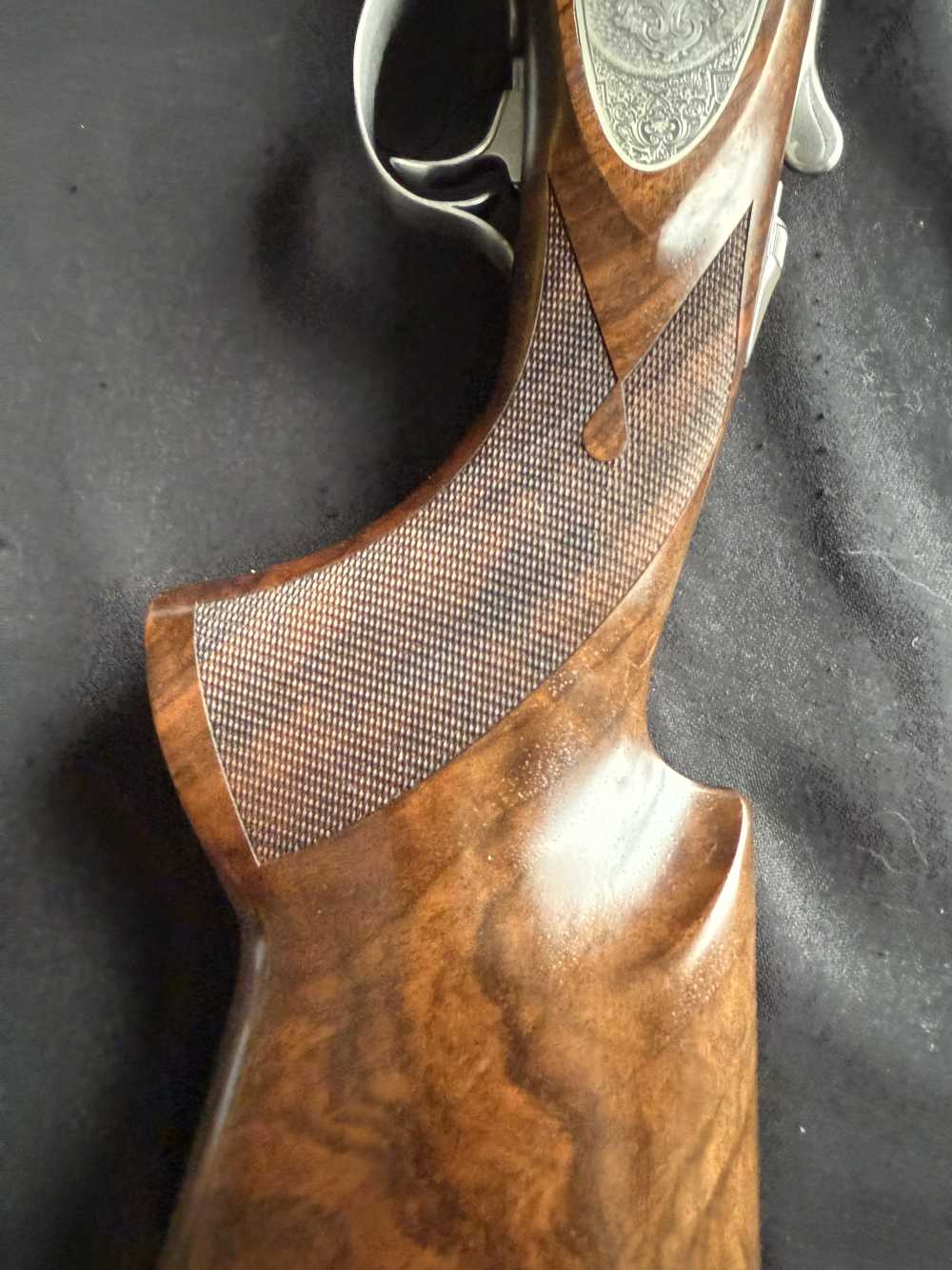 Caesar Guerini Invictus V O/U Shotgun 12 GA  31 13/16" Barrel-img-6