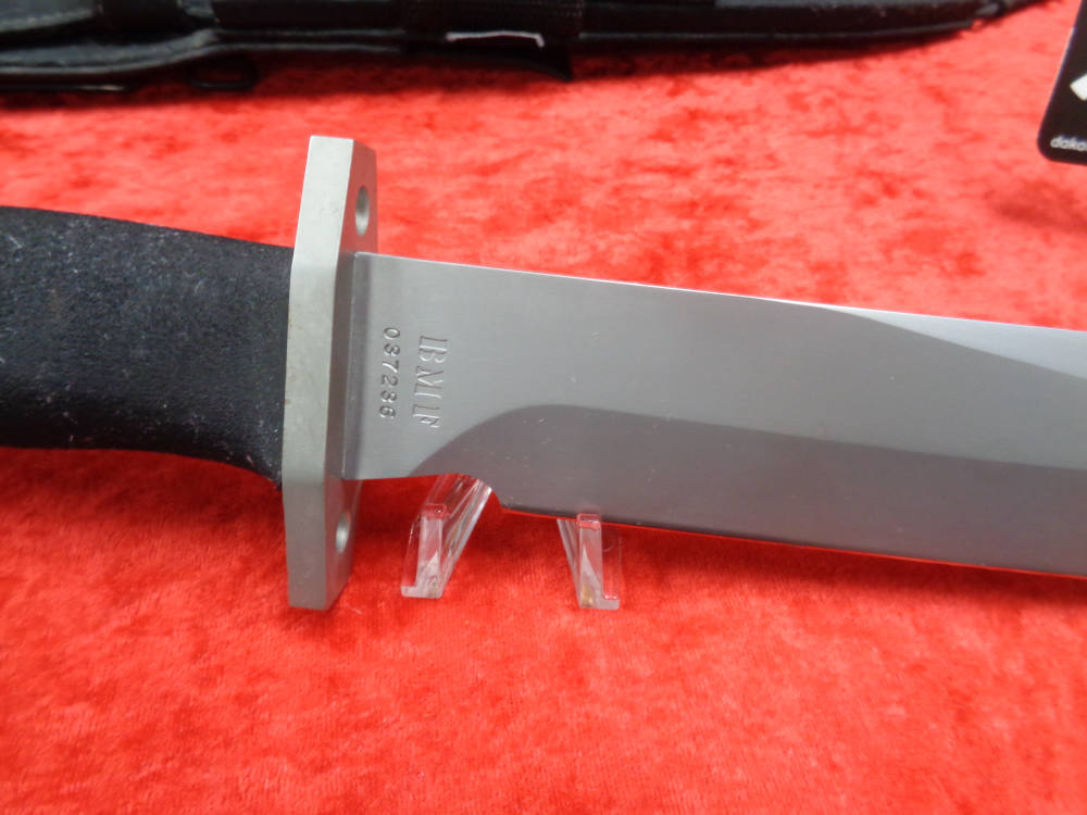 US GERBER BMF Fighting Bowie Knife Survival Military Sheath WE TRADE GUNS-img-3