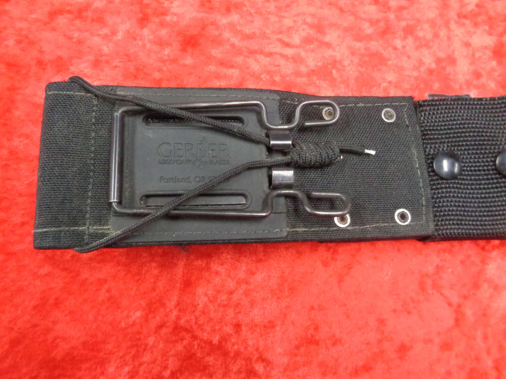 US GERBER BMF Fighting Bowie Knife Survival Military Sheath WE TRADE GUNS-img-11