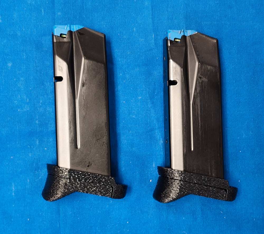 SMITH & WESSON CSX 9MM 3", 2 MAGS, 2 BACKSTRAPS, ORIG BOX, EXC COND-img-6