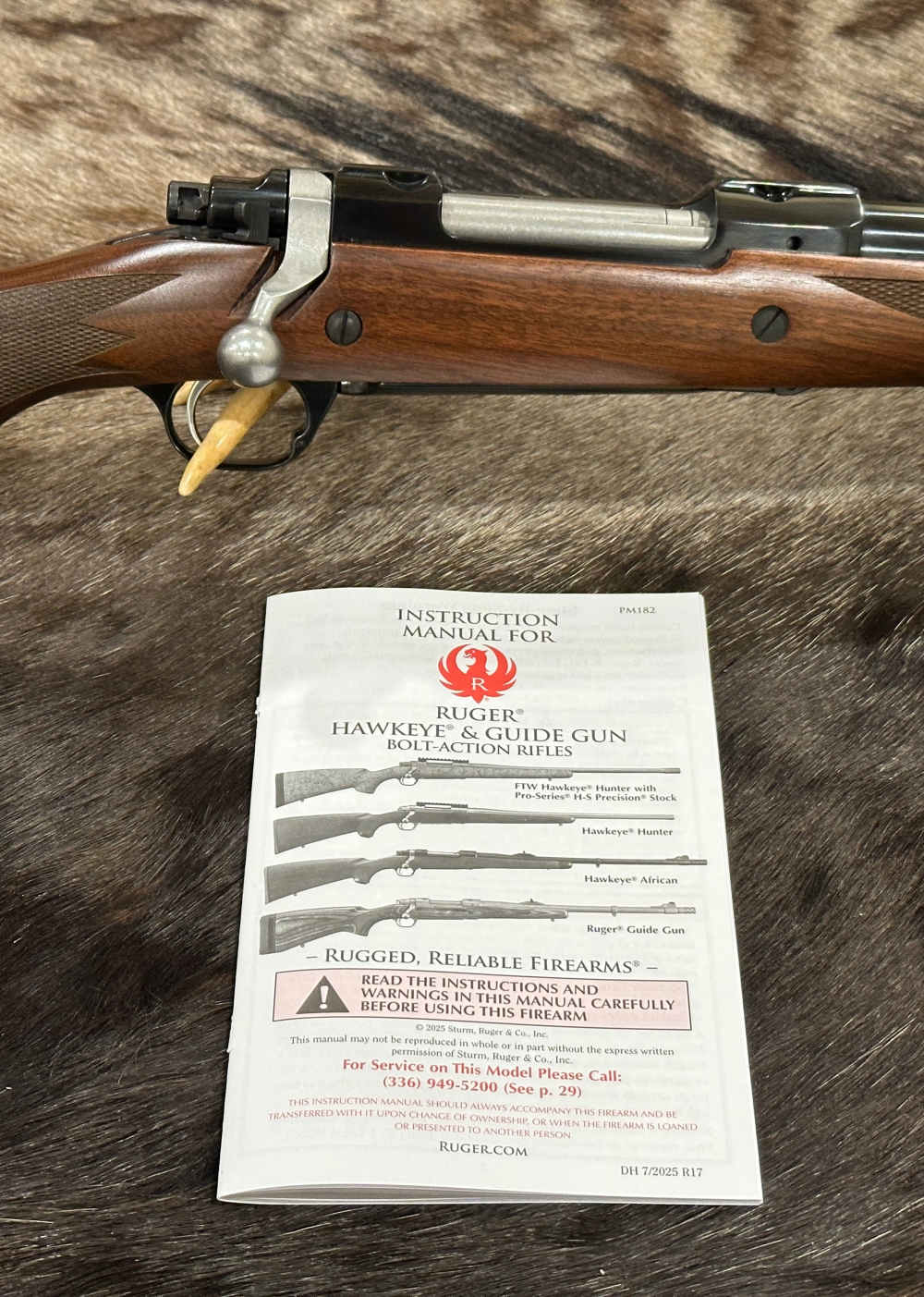 RUGER M77 HAWKEYE AFRICAN 375 RUGER 23" W/ BRAKE, GOOD WOOD-img-21