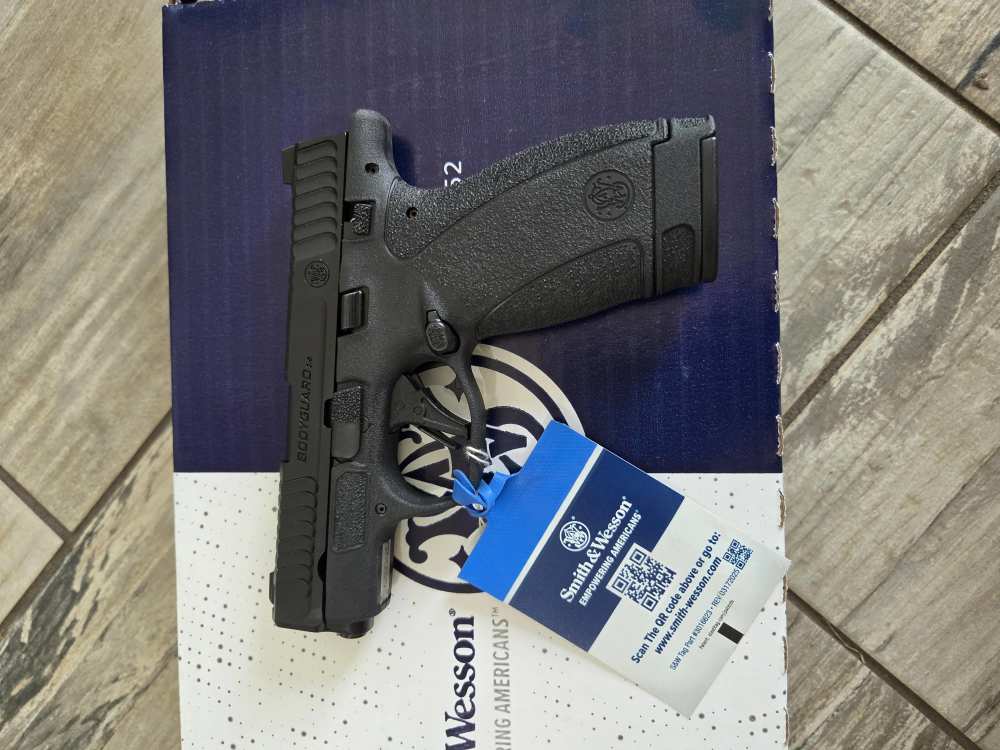 Smith & Wesson Bodyguard 2.0 380 Manual Safety 2.75" 1x10 1x12 13926-img-1