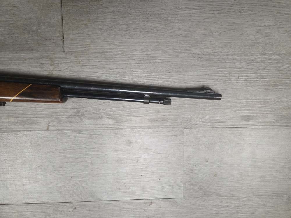 Weatherby Mk XXII .22LR w/Redfield 4X scope-img-2