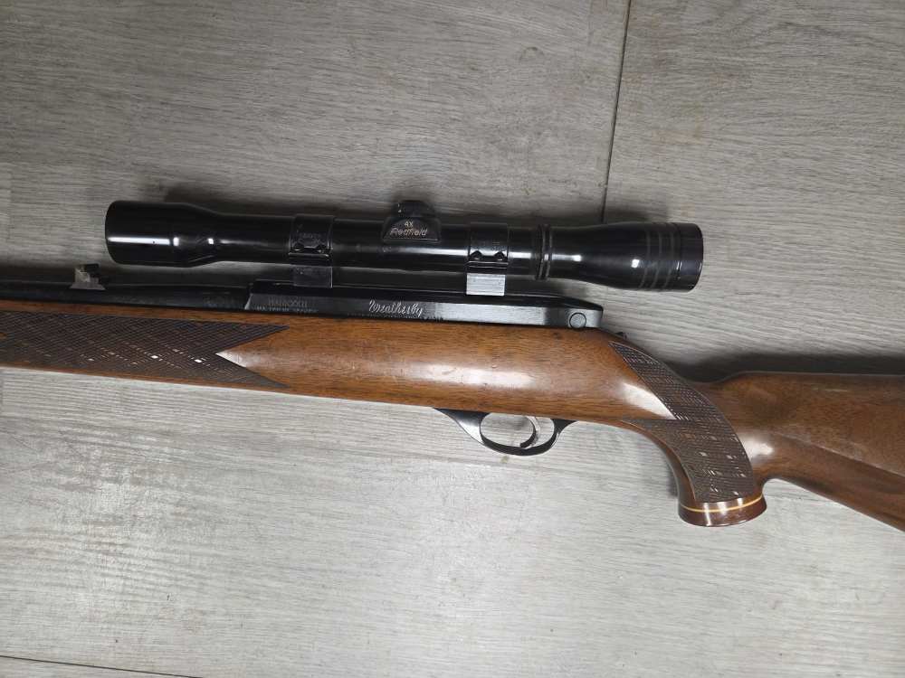 Weatherby Mk XXII .22LR w/Redfield 4X scope-img-6