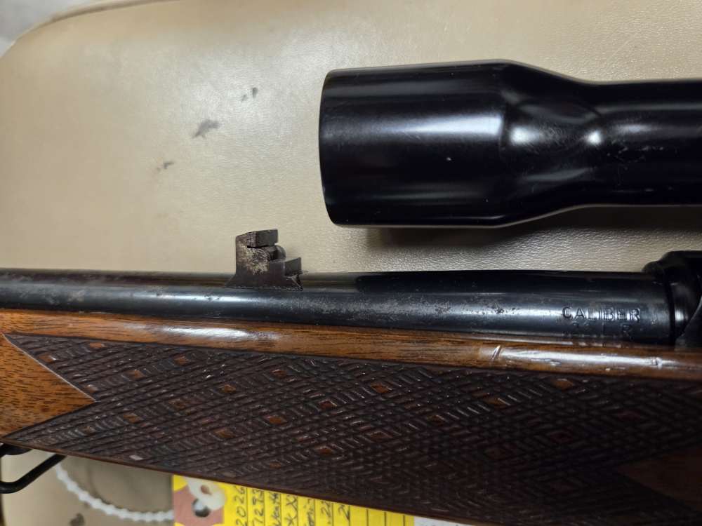 Weatherby Mk XXII .22LR w/Redfield 4X scope-img-14