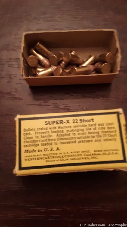 Western Winchester Super X 22 Short Vintage box and ammo-img-3