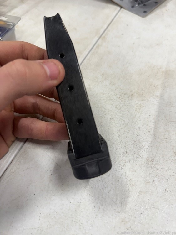 Taurus pt24/7 15rd 40cal magazine NO PACKAGING -img-1