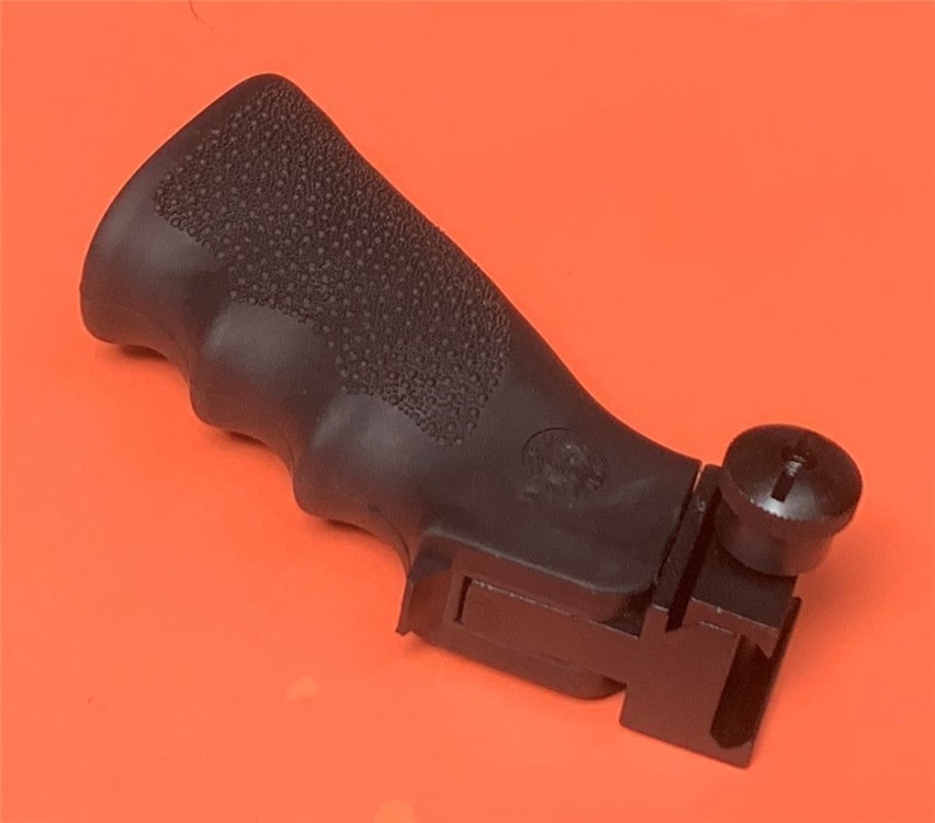 1913 Vertical Adapter with HOGUE Rubber Grip BLACK-img-0