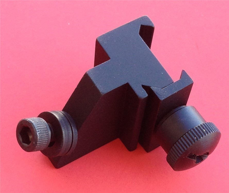 1913 Vertical Adapter with HOGUE Rubber Grip BLACK-img-3