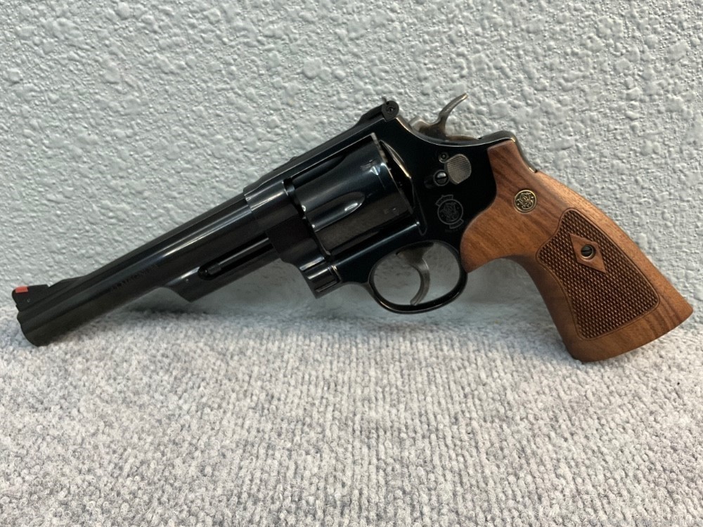Smith & Wesson 57 Classic 6 - 150481 - 41MAG - N-Frame - S/D Action - 18208-img-5