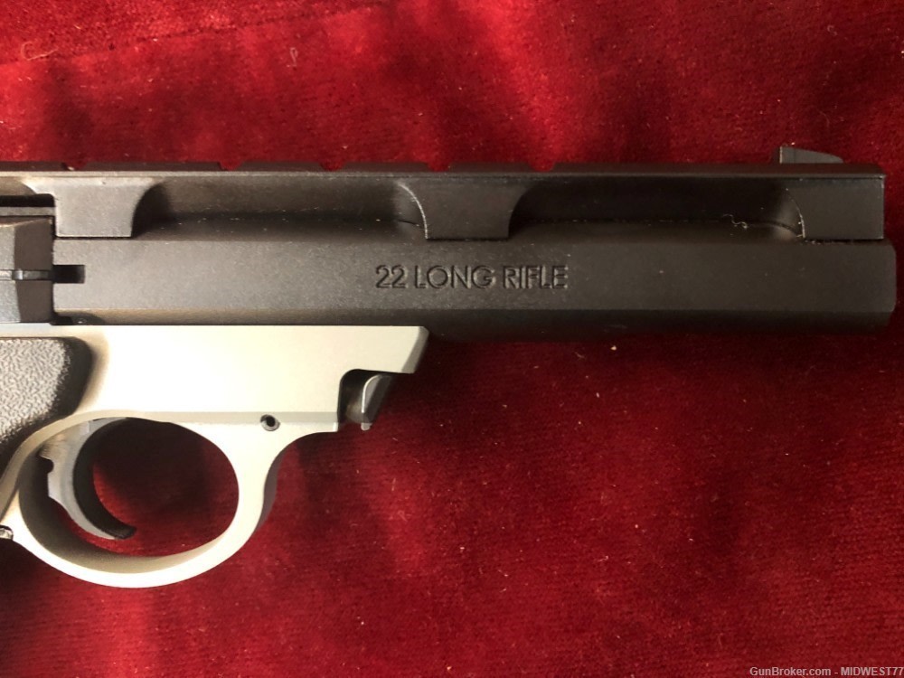 SMITH & WESSON M22A 22LR PISTOL 5.5 In Bbl 2-Tone EXCELLENT Condition-img-3