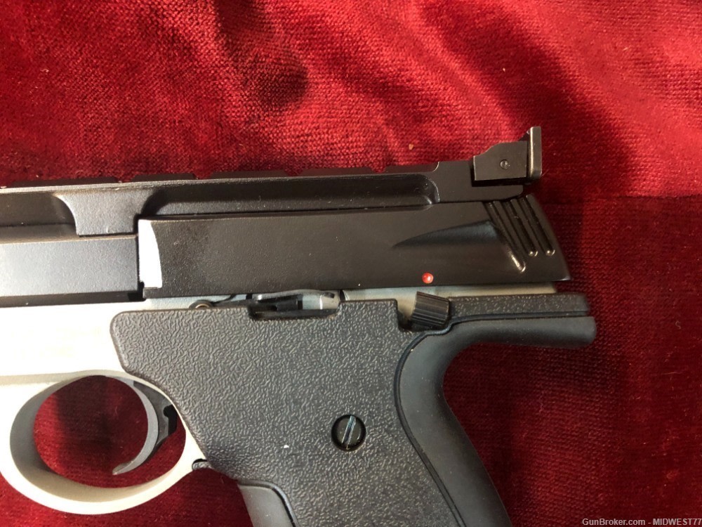 SMITH & WESSON M22A 22LR PISTOL 5.5 In Bbl 2-Tone EXCELLENT Condition-img-6