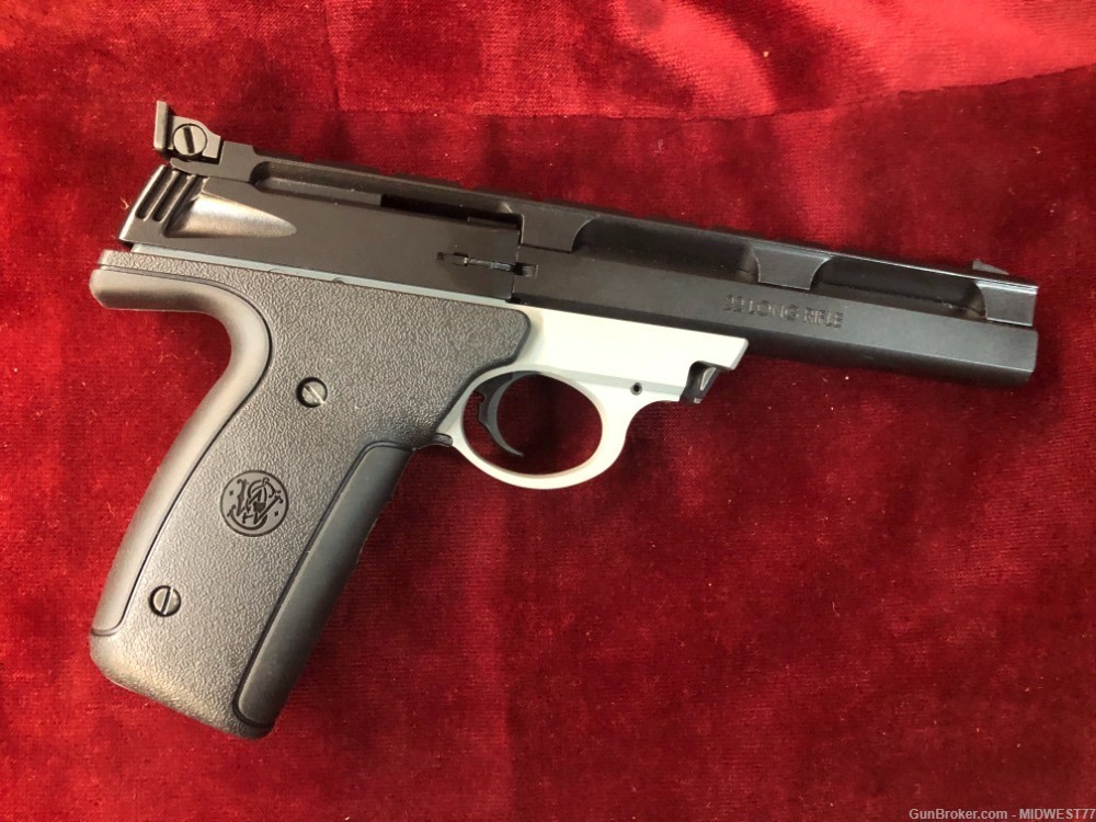 SMITH & WESSON M22A 22LR PISTOL 5.5 In Bbl 2-Tone EXCELLENT Condition-img-0