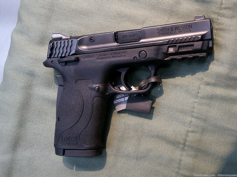 Smith & Wesson Shield EZ .380ACP Semi Auto Pistol-img-9