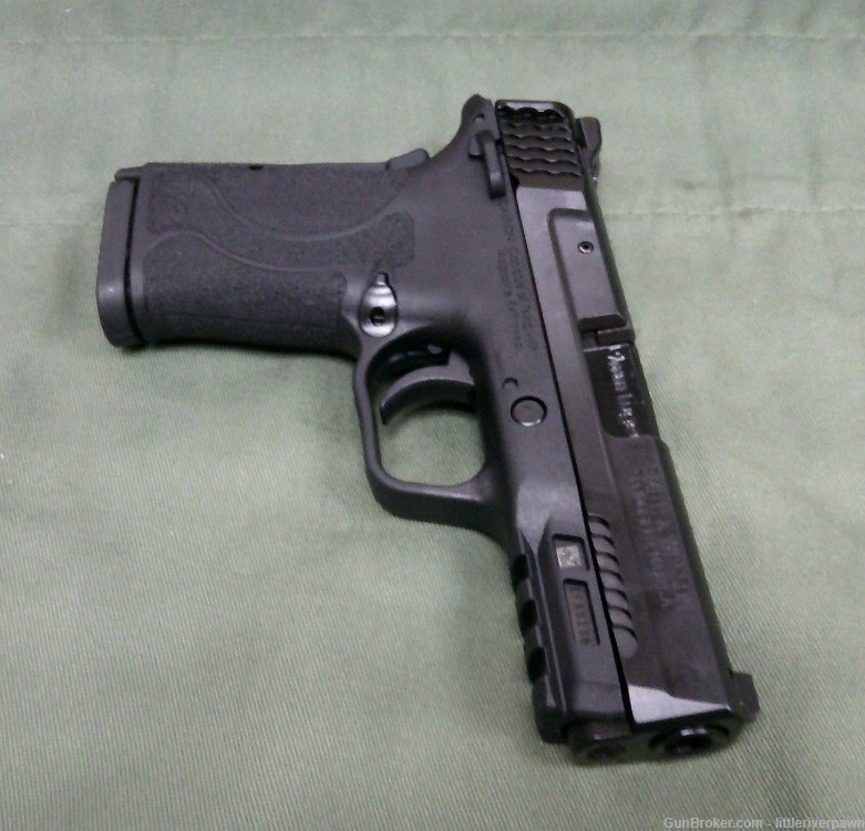 Smith & Wesson M&P2 Shield EZ 9mm Semi Auto Pistol-img-8