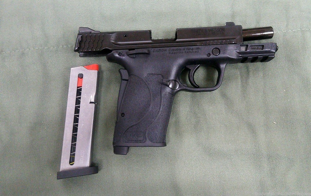 Smith & Wesson M&P2 Shield EZ .380ACP Semi Auto Pistol-img-3