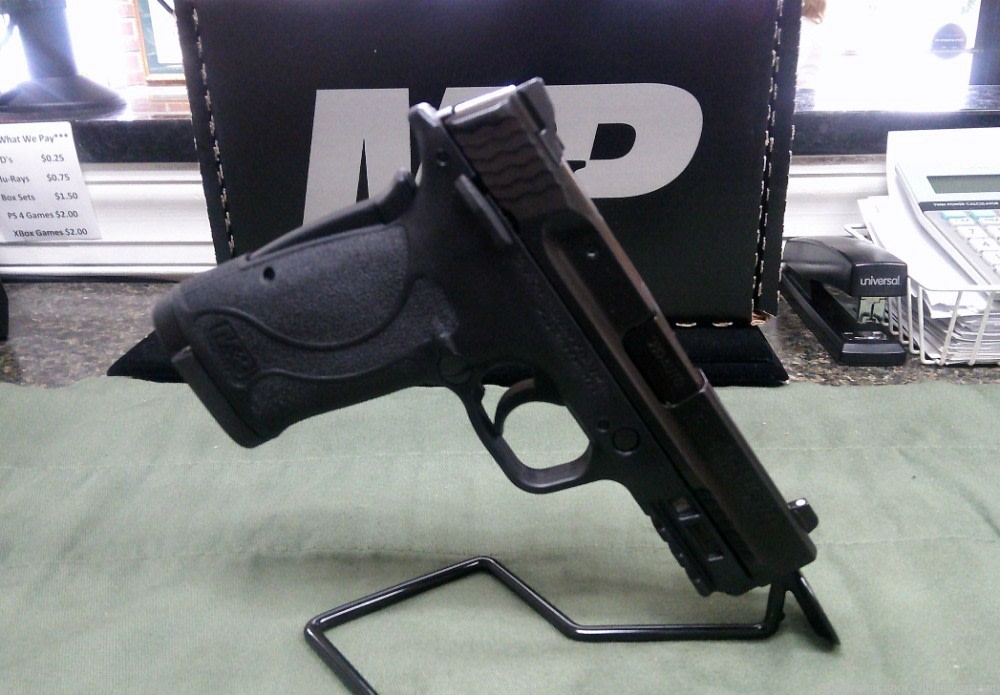 Smith & Wesson M&P2 Shield EZ .380ACP Semi Auto Pistol-img-5