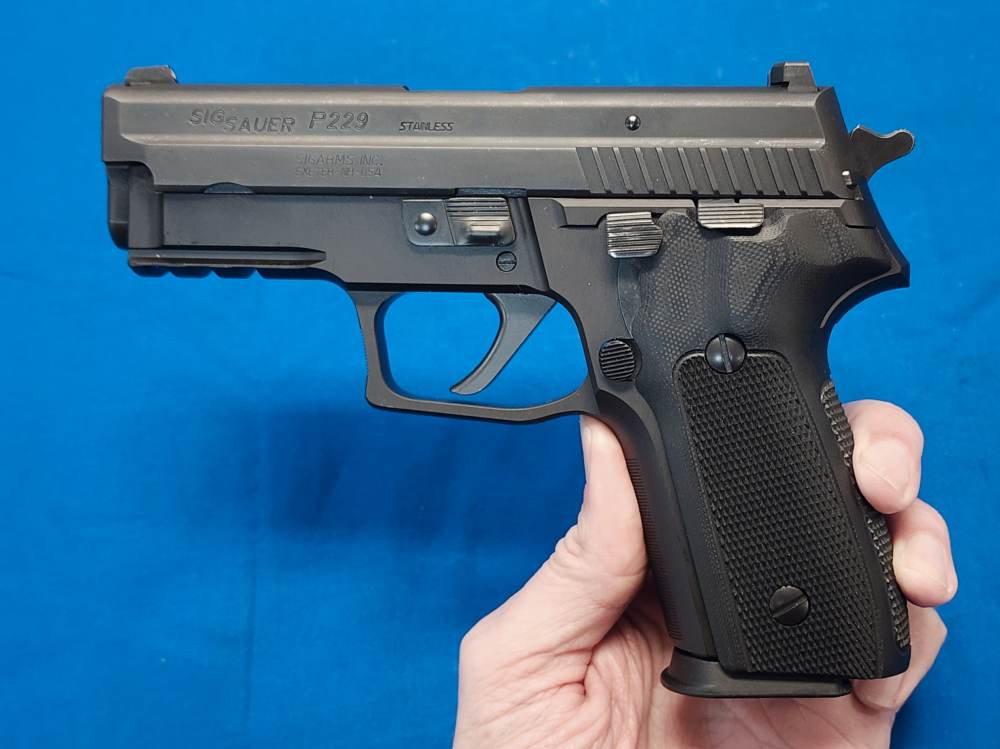 SIG SAUER P229 .357 SIG/.40 S&W 3.9" REVENANT FRAME CUSTOM BUILD, EXC COND-img-1