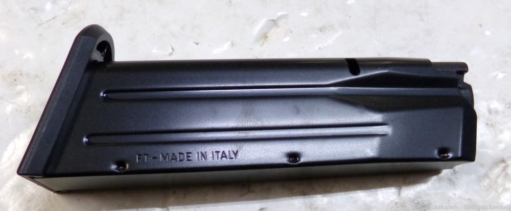 New/opened EAA Witness 9mm 17 round magazine #101935-img-3