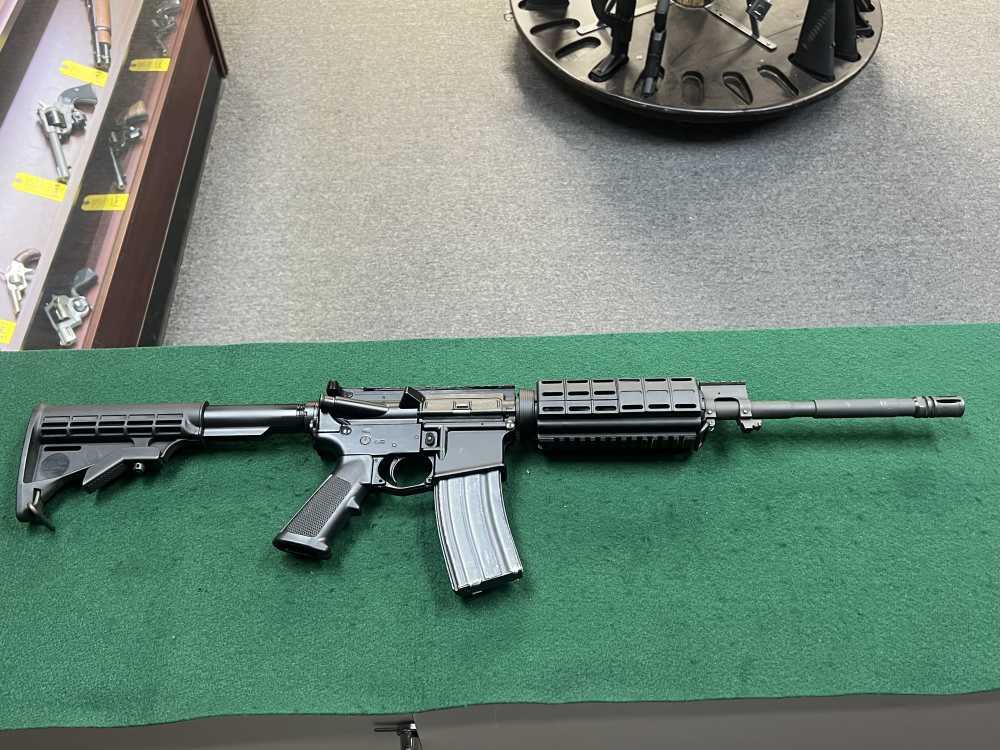 Windham Weaponry WW-15 16" Barrel 5.56 W/ OEM Magazine-img-1